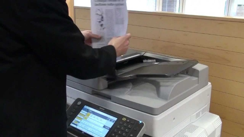 Mua máy photocopy màu giá rẻ ở đâu?