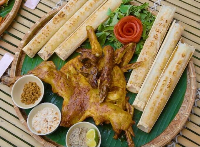 Gà nướng cơm lam